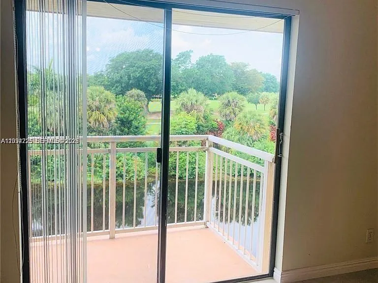 405 S Pine Island Rd #406D — Photo 4