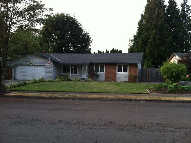 1st image of 11848 SE Riveridge Dr