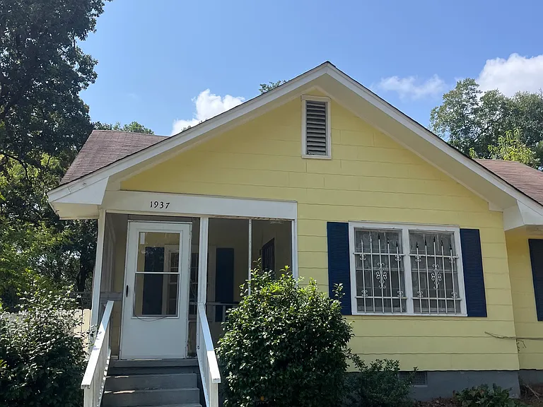 1937 Central St — Photo 1