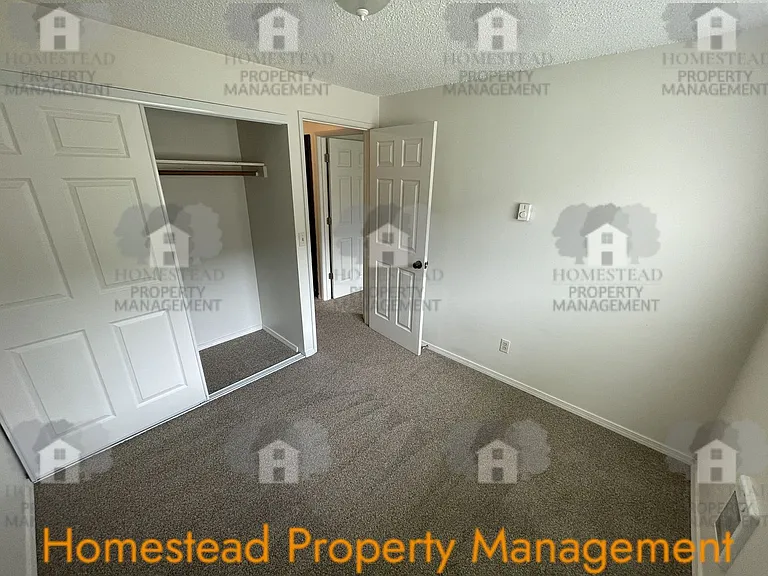 280-286 Evergreen St #291-307 — Photo 15