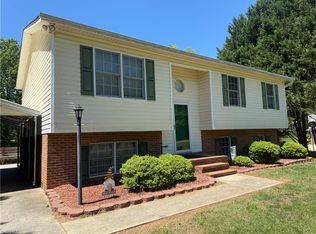 273 Woodbridge Dr, Mount Airy, NC 27030