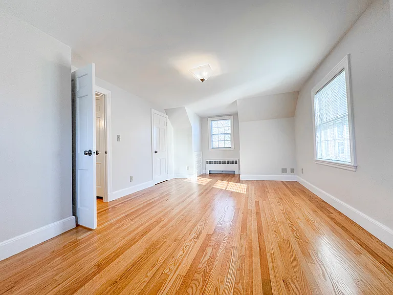 40 Walter St — Photo 22