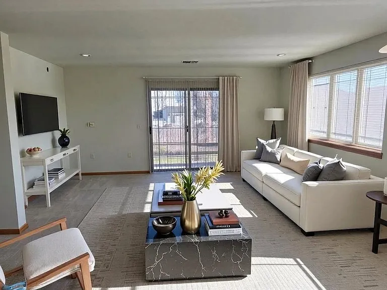 Prairie Crest Apartments — Photo 18