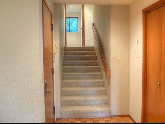 3rd image of 1914 13th Ave W APT 202