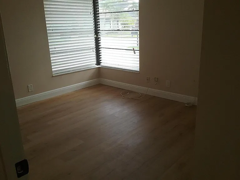 21071 Woodspring Ave — Photo 18