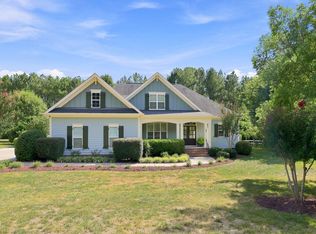 93 Manns Crossing Dr, Pittsboro, NC 27312