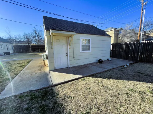 2518 20th St, Lubbock, TX 79410
