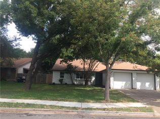 100 Cloudview Dr, Austin, TX 78745