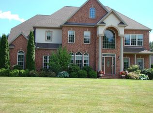 35 Deer Run, Southwick, MA 01077