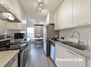 Ermineskin Place, Edmonton, AB T6J 5S6