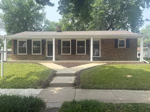 832 Harding AVENUE, Waukesha, WI 53186