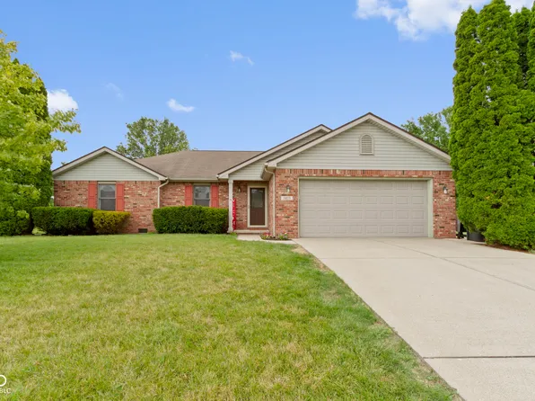 3075 Oakmont Dr, Lapel, IN 46051