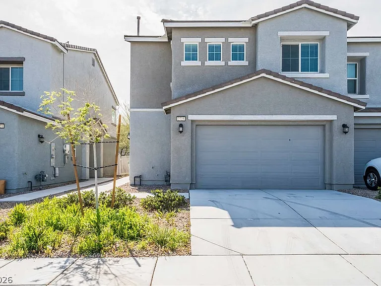2725 Rainy Meadows Ave — Photo 1