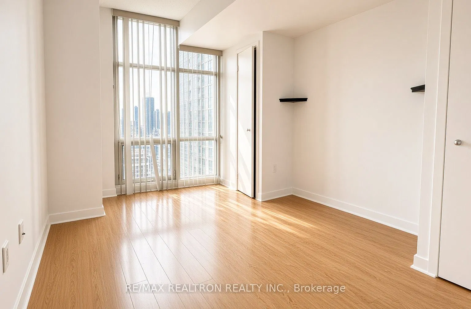 2 bed, $2,700 — Photo 3
