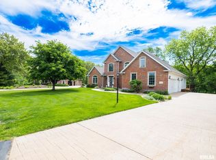 3316 S Thorncrest Ct, Mapleton, IL 61547