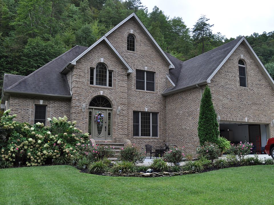 1st image of 139 Cedar Trace Dr