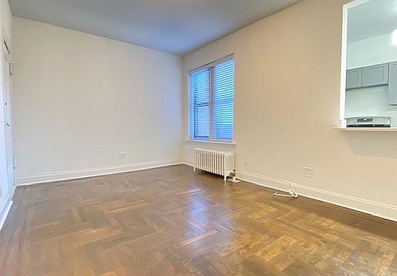 3rd image of 45-32 44th St #2AA