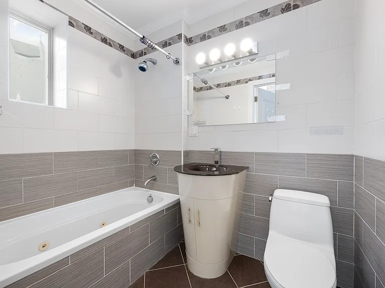 2848 Brighton 7th St #6RA — Photo 11