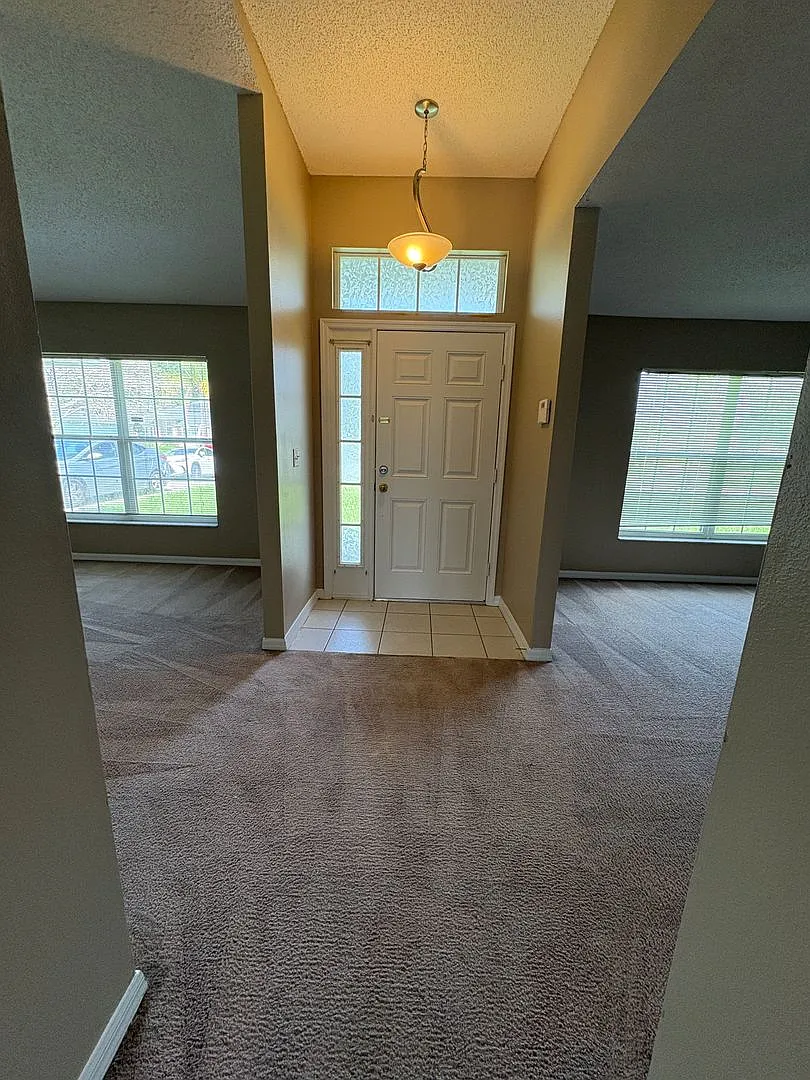 Resort-Style 4-Bedroom Pool Home with Hot Tub | Spacious Living in the Heart of Kissimmee! — Photo 2