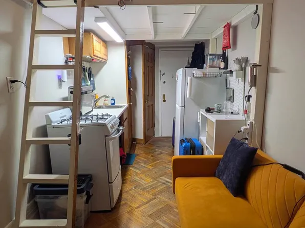 73 West 71st Street image 1 of 5