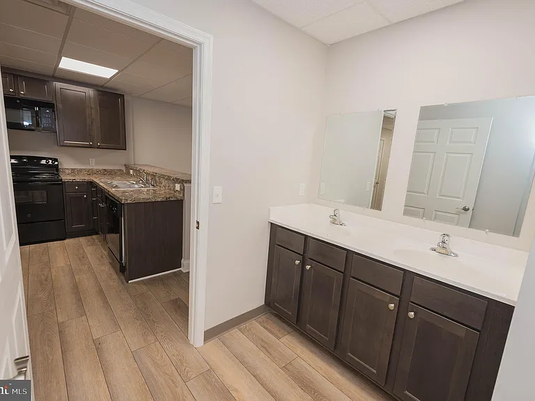 123 Bateman St #2-206C — Photo 51