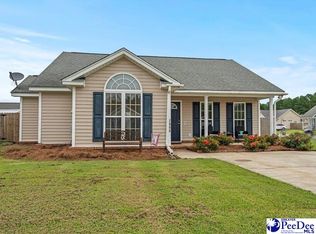2900 Cross Vine Dr, Effingham, SC 29541