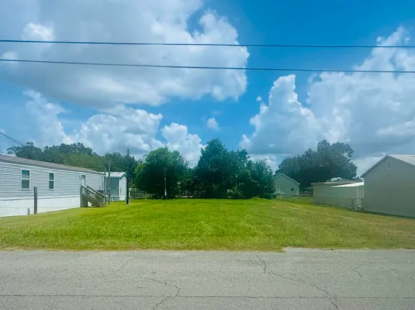 2305 Saint Bernard St, Thibodaux, LA 70301