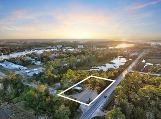 614 NE First Ave, Steinhatchee, FL 32359