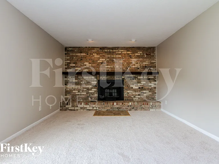 3602 Ivory Way — Photo 3