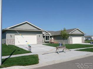 6603 S Witzke Pl, Sioux Falls, SD 57108