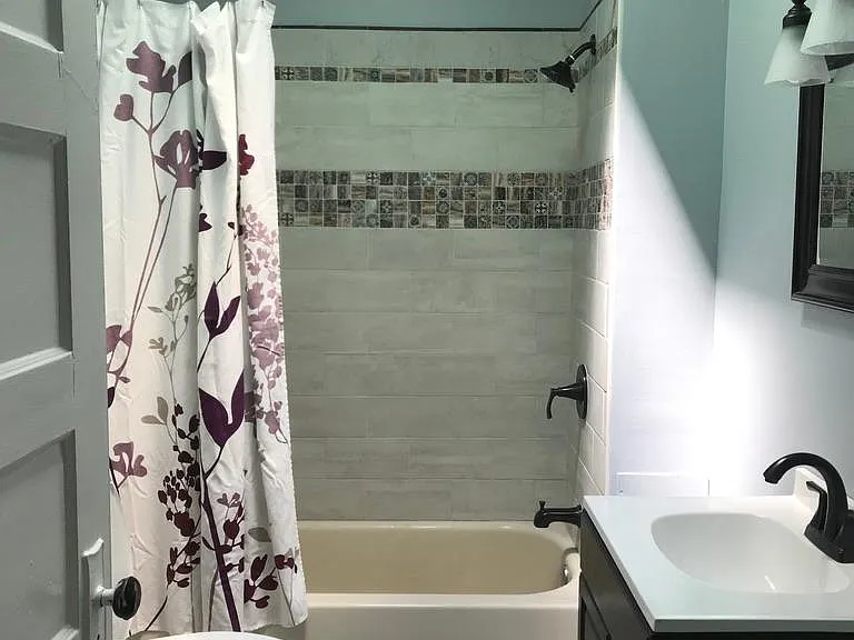 5132 Locust St — Photo 5