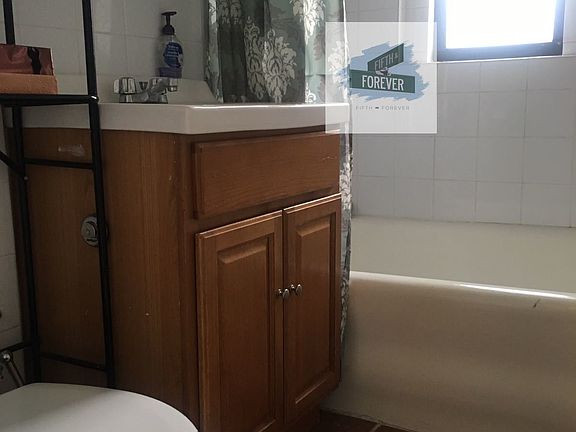 5th image of 85 E Mosholu Pkwy N APT 3D