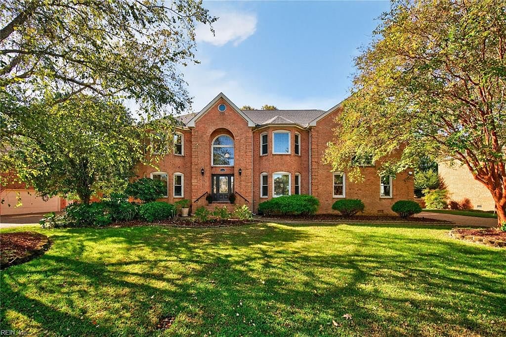 2348 Haversham Close