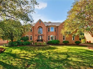 2348 Haversham Close, Virginia Beach, VA 23454