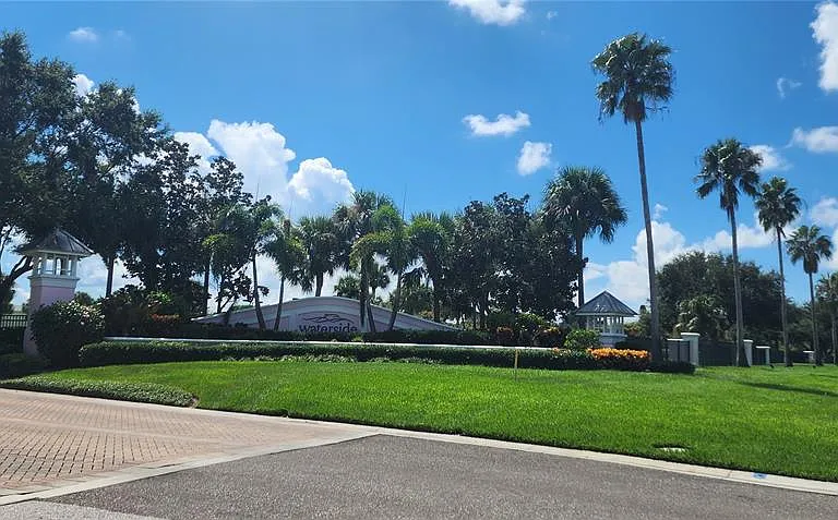 5215 Coquina Key Dr SE #B — Photo 37