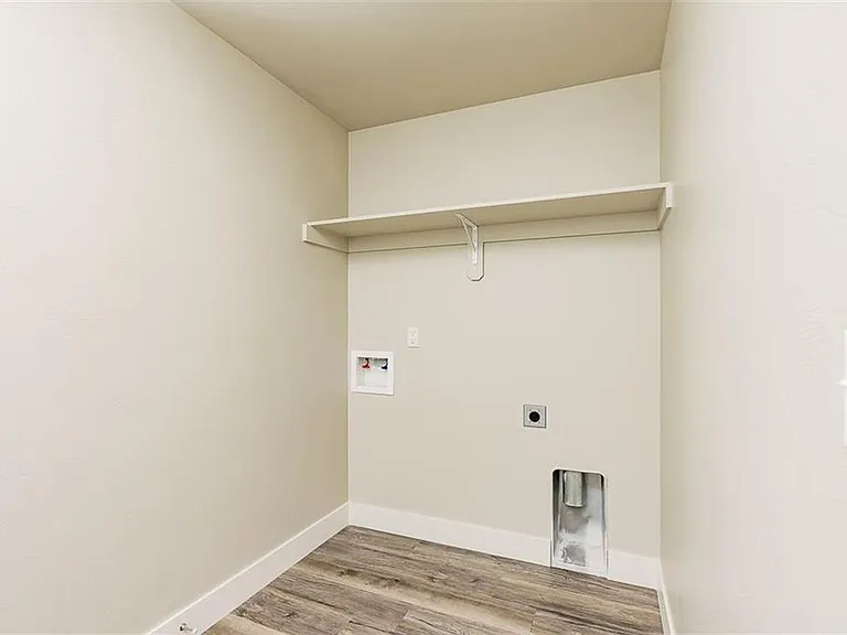2321 Gleneagles Blvd #1 — Photo 11