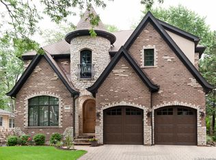 783 S Poplar Ave, Elmhurst, IL 60126