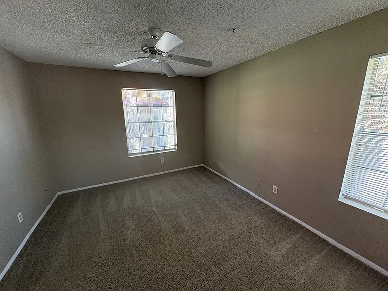 238 Afton Sq #207 — Photo 14