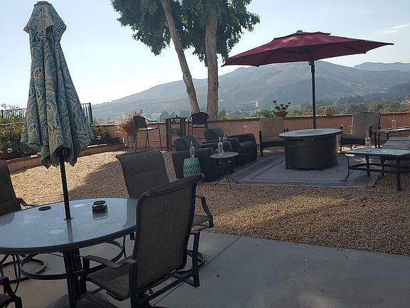 Mountoun, Ocean and Spectacular Sunset Views!