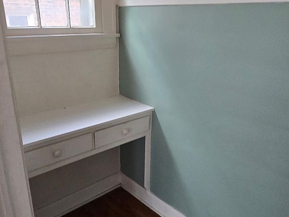 3rd image of 1347 Kenilworth Ave