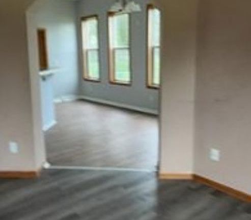 4th image of 304 Stansell St