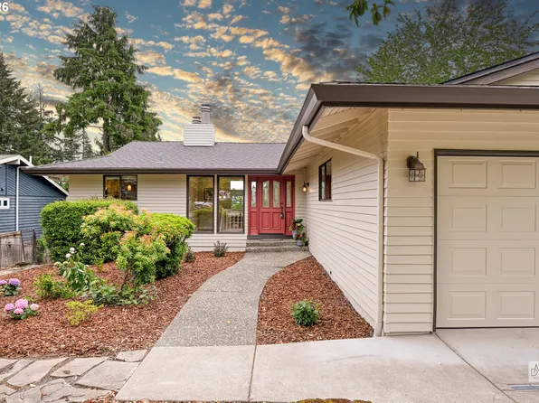 19142 Suncrest Dr, West Linn, OR 97068