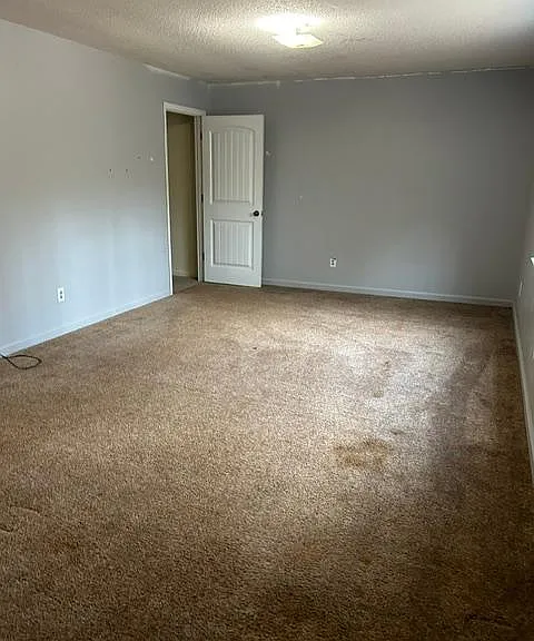 4592 Rock Creek Cir — Photo 5