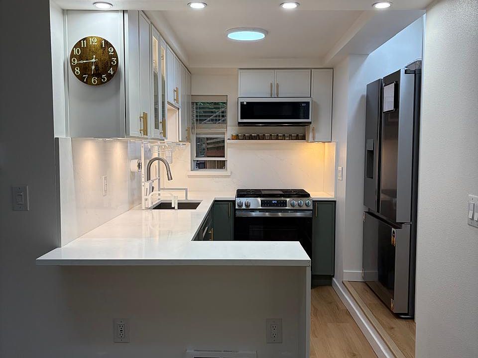 1st image of 16113 161st Ave NE #A