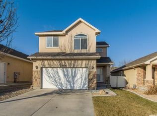 4606 W Mina Deoro Dr, Riverton, UT 84096