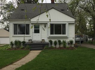 185 S Roslyn Rd, Waterford, MI 48328