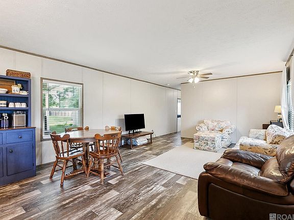3rd image of 20199 Happywoods Rd