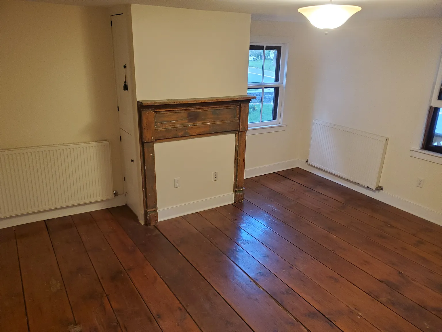 2 bed, 1.5 bath, 1000 sqft, $2,450 — Photo 2