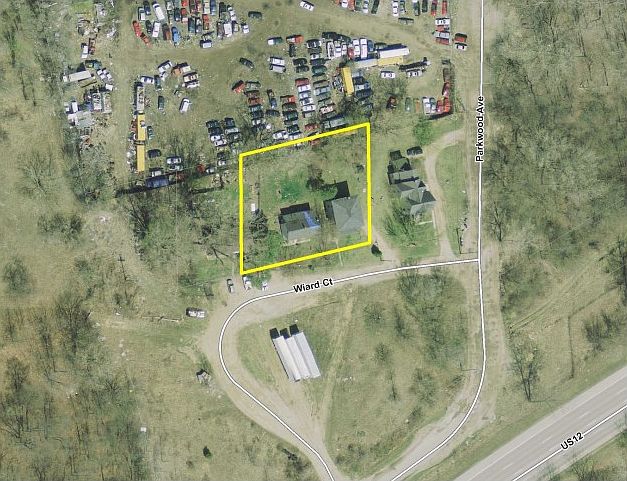 2nd image of 2371 Wiard Ct