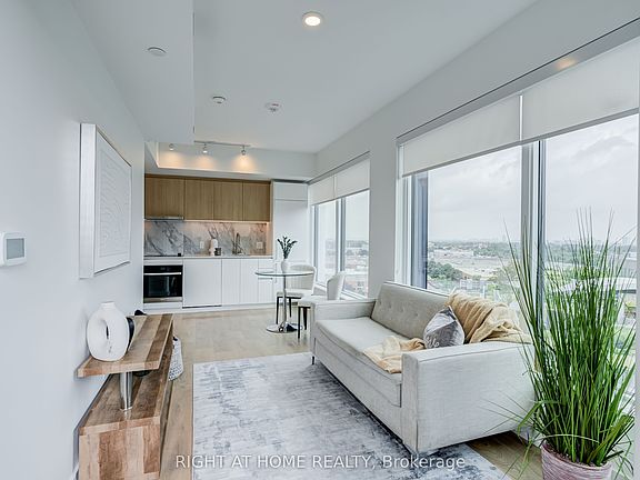 4th image of 1100 Sheppard Ave W #908